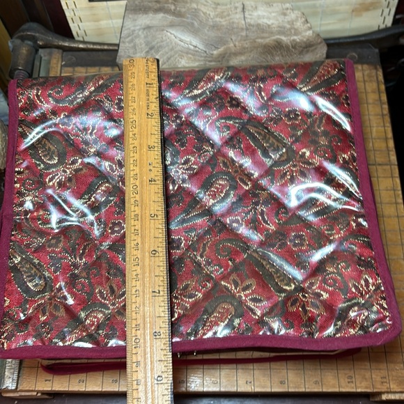 Travel Makeup Cosmetics Jewelry Bag Red Paisley Quilt Large 10”Lx8.25”Wx4”D GUC - Picture 9 of 17